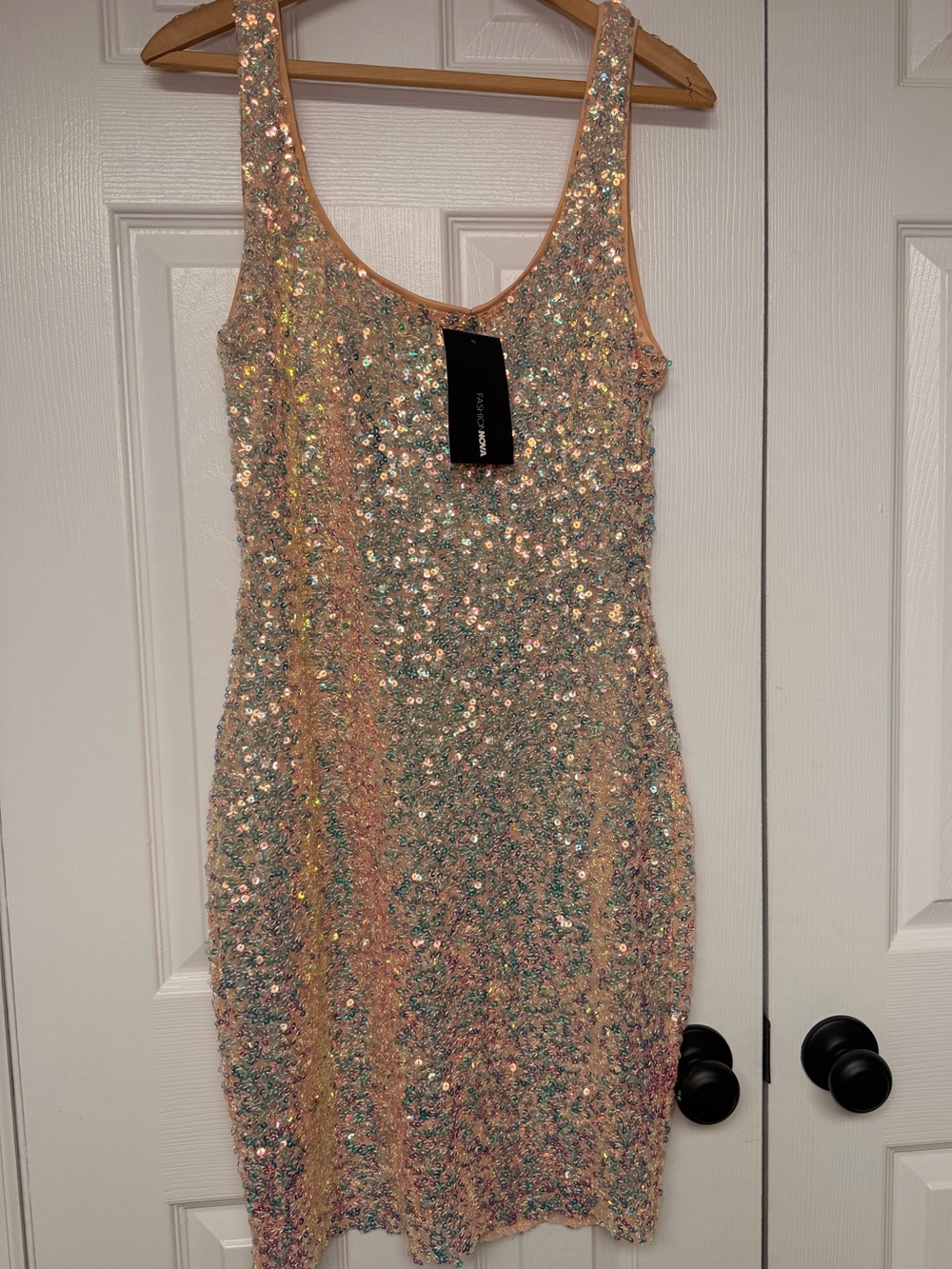 Fashion Nova Spicy Sequin Mini Dress XL Blush Iridescent Y2K Party Club Bodycon